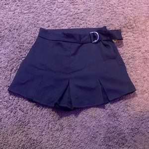 Not worn grey skirt with shorts